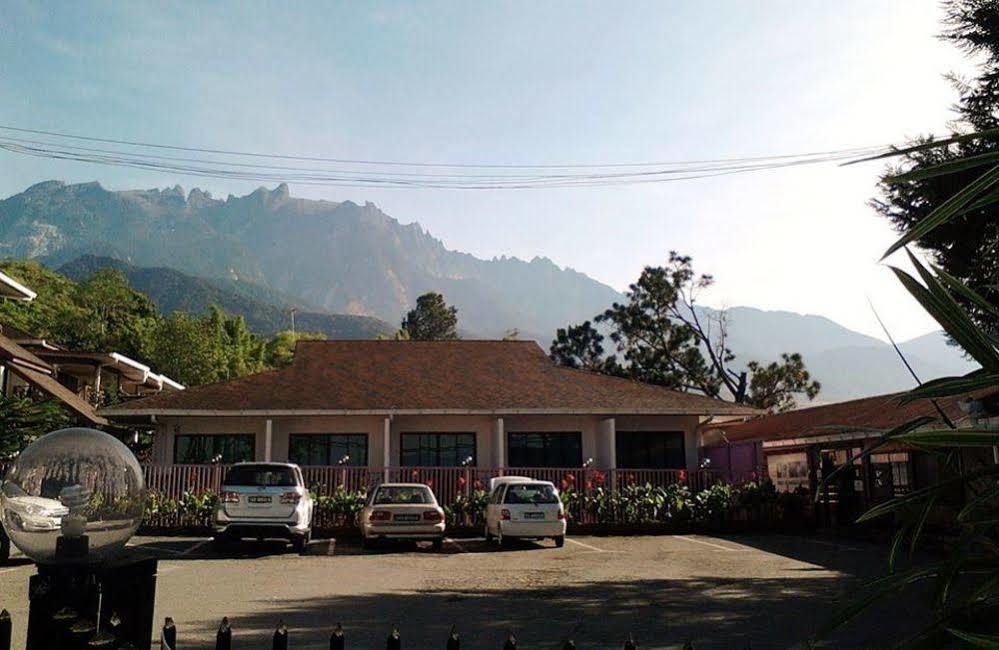นาบาลู กันดาซัง ล้อดจ์ Villa Kundasang ภายนอก รูปภาพ